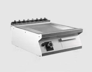 SATIN-KROMSTEKHÄLL RÄFFLAD GAS MARENO M1-70 FT76GMCST - 1 zon, 1/3 räfflad stekyta - 600 × 750 × 250 mm