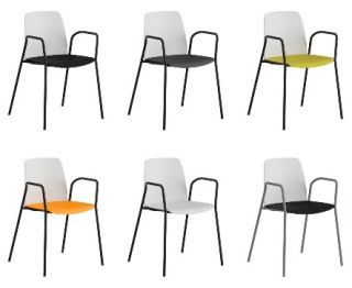 STAPELBAR STOL I PLAST MED ARMSTÖD – CHOICE VIT